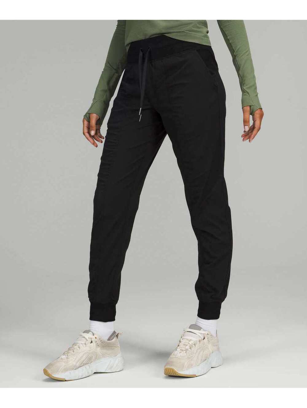 Lululemon Dance Studio Jogger Size 2 Black Ribbed Waist Cuffed Lightweight Pants